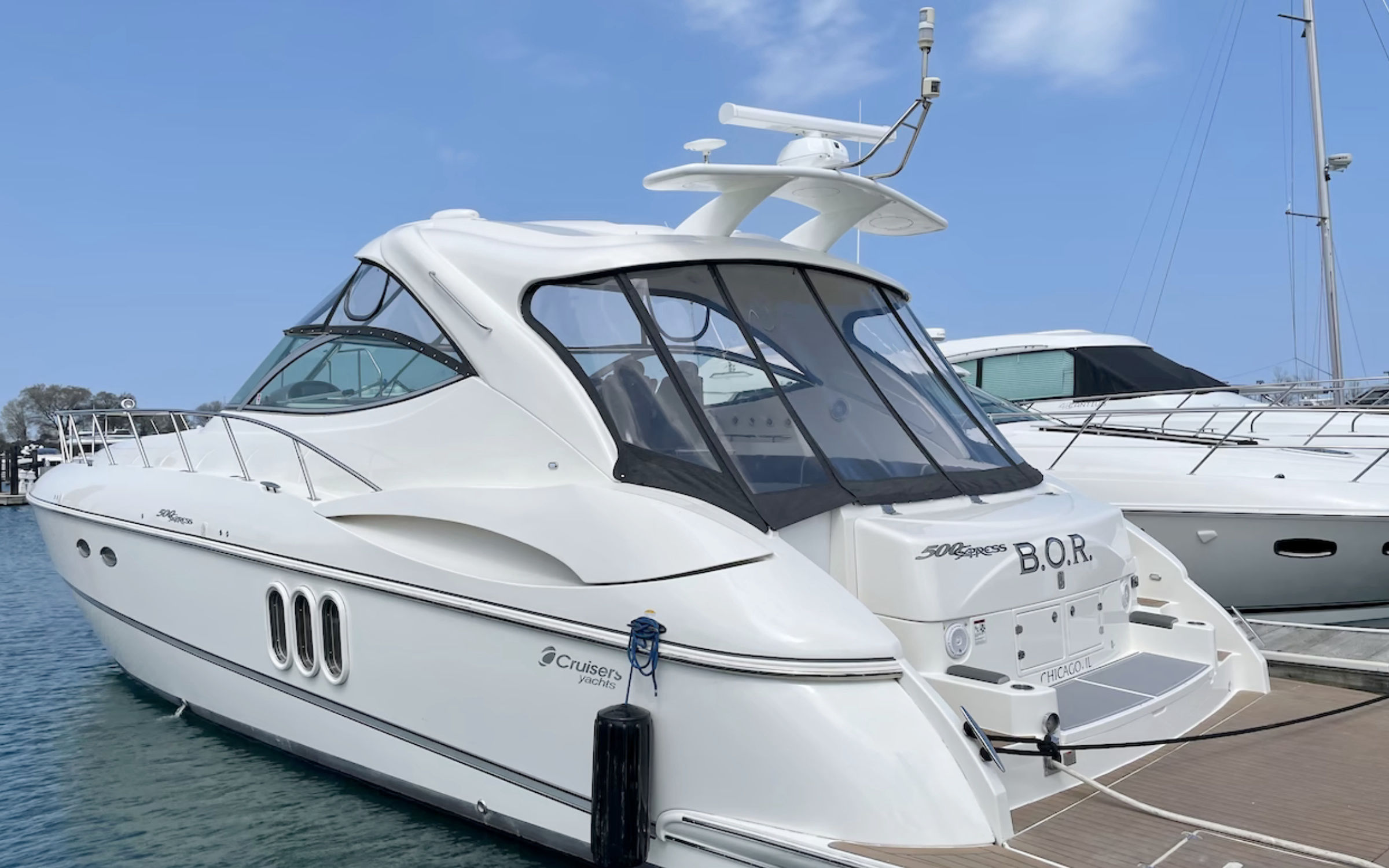 Cruiser Yacht B.O.R. available for charter via the Chicago Boat Company